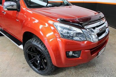 2015 Isuzu D-Max - Thumbnail