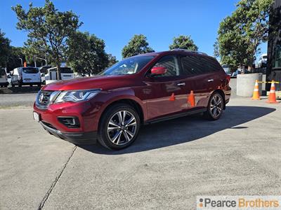 2018 Nissan Pathfinder - Thumbnail