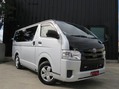 2018 Toyota Hiace - Thumbnail