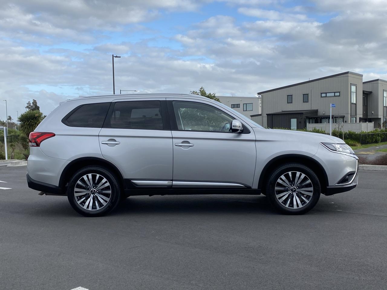 2020 Mitsubishi Outlander