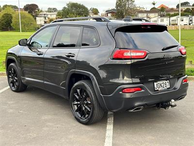 2015 Jeep Cherokee - Thumbnail