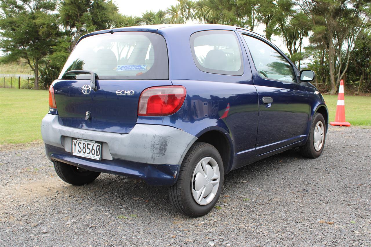 1999 Toyota Echo