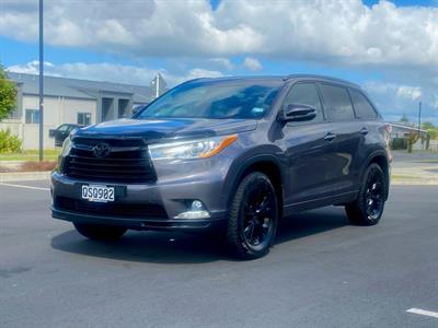 2017 Toyota Highlander - Thumbnail