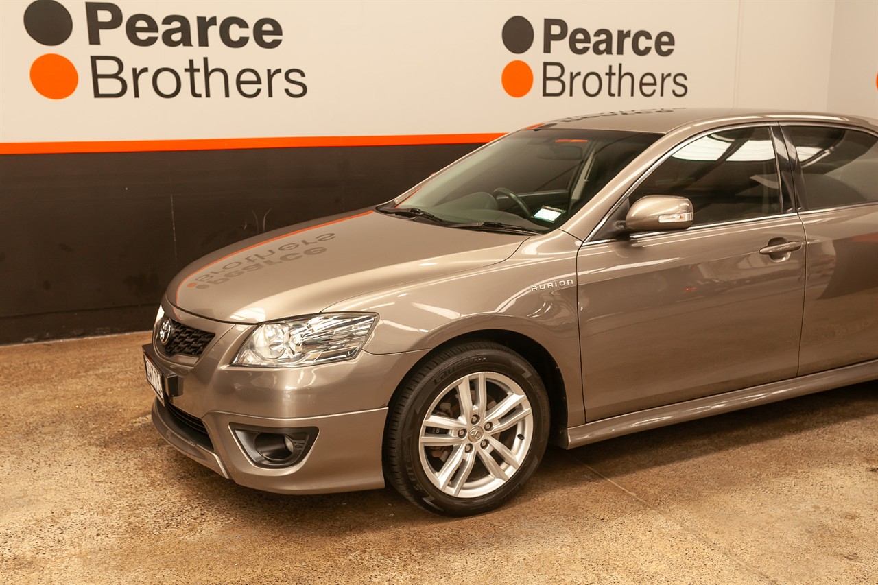 2010 Toyota AURION