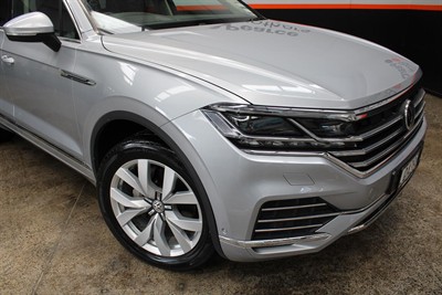 2018 Volkswagen TOUAREG - Thumbnail