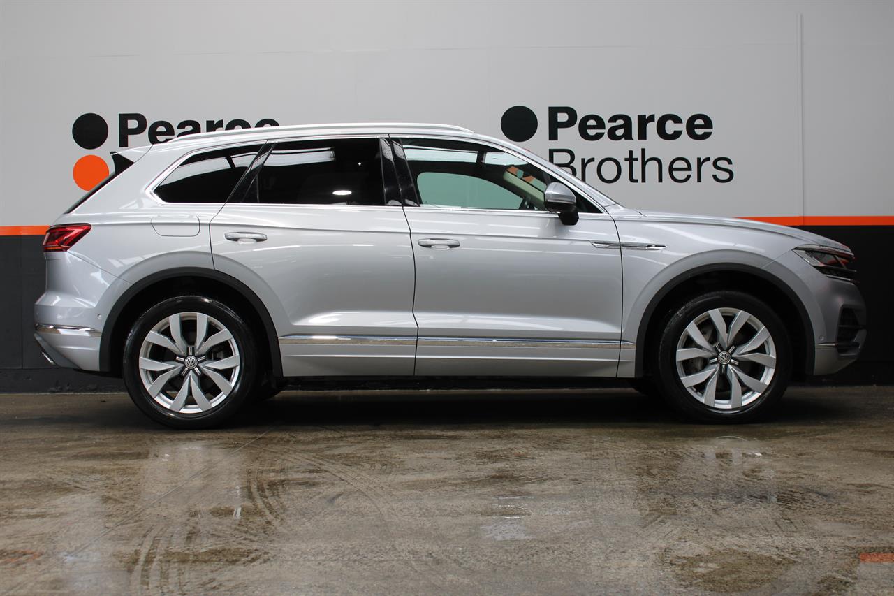 2018 Volkswagen TOUAREG