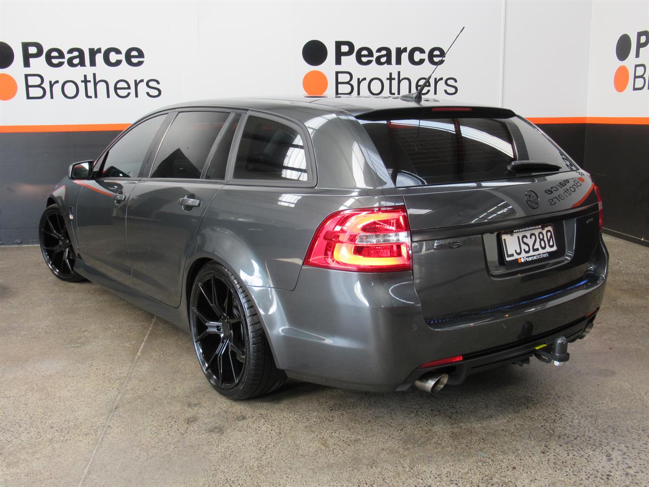 2017 Holden COMMODORE