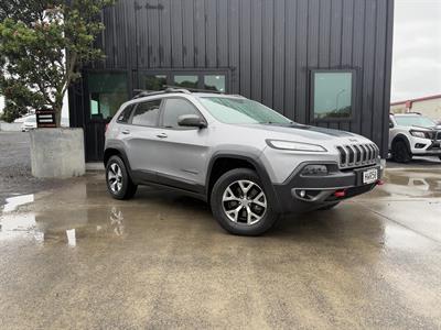 2015 Jeep Cherokee - Thumbnail