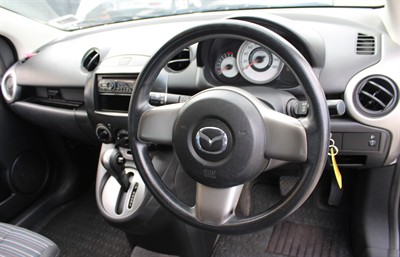 2010 Mazda Demio - Thumbnail