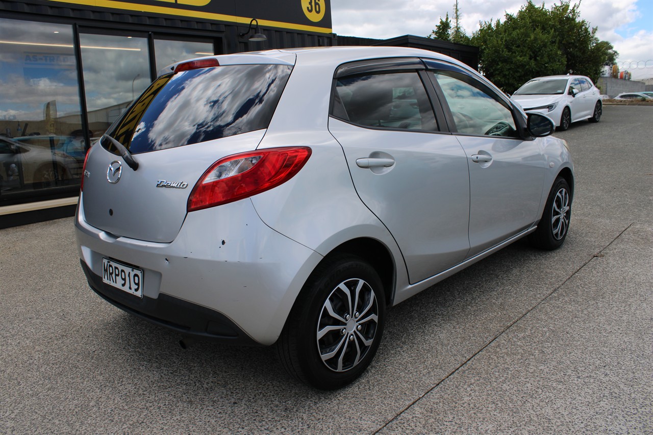 2010 Mazda Demio