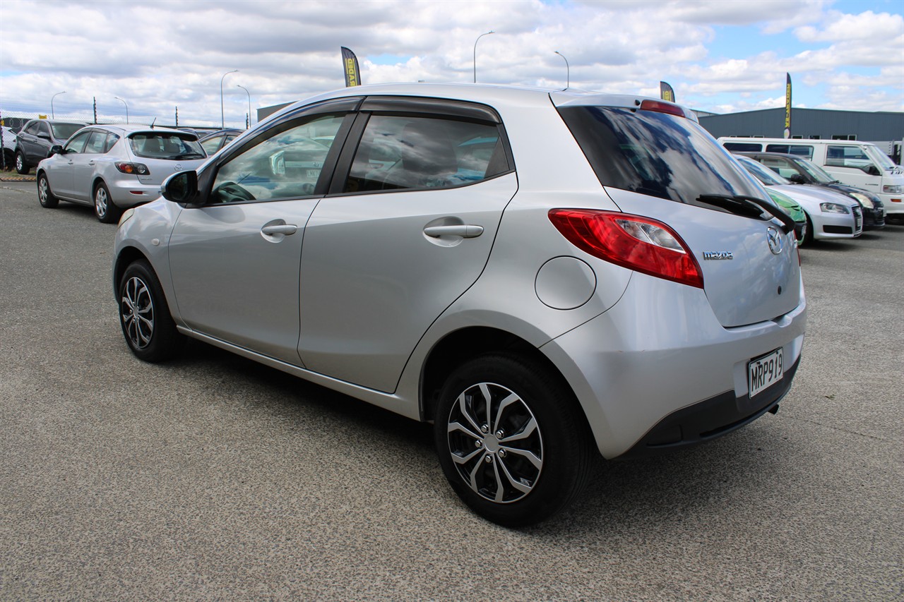 2010 Mazda Demio