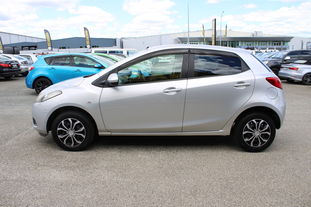 2010 Mazda Demio