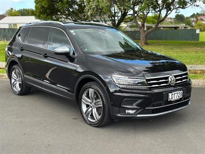 2018 Volkswagen Tiguan - Thumbnail