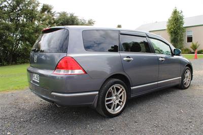 2004 Honda Odyssey - Thumbnail