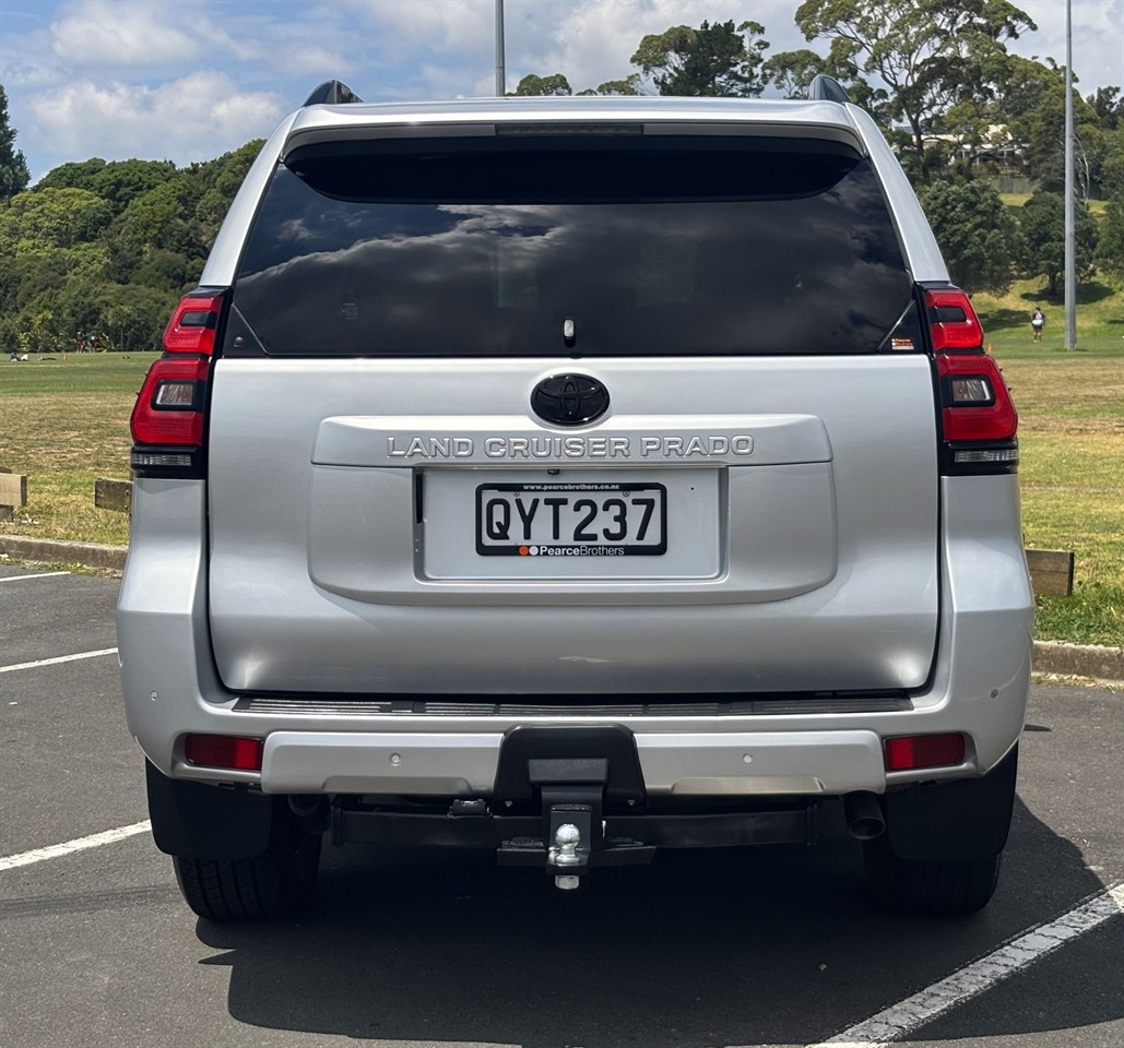 2018 Toyota Landcruiser Prado