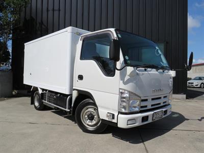 2014 Isuzu Elf - Thumbnail