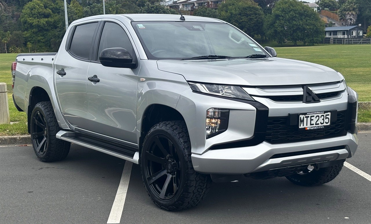 2020 Mitsubishi Triton