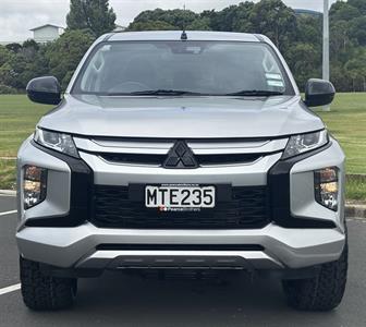 2020 Mitsubishi Triton - Thumbnail