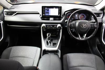 2019 Toyota RAV4 - Thumbnail