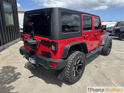 2015 Jeep WRANGLER - Thumbnail