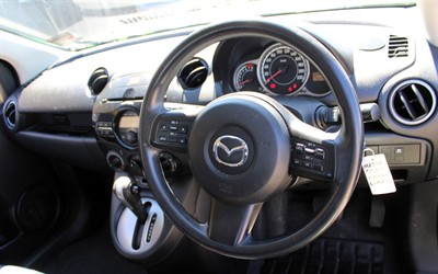 2012 Mazda Mazda2 - Thumbnail