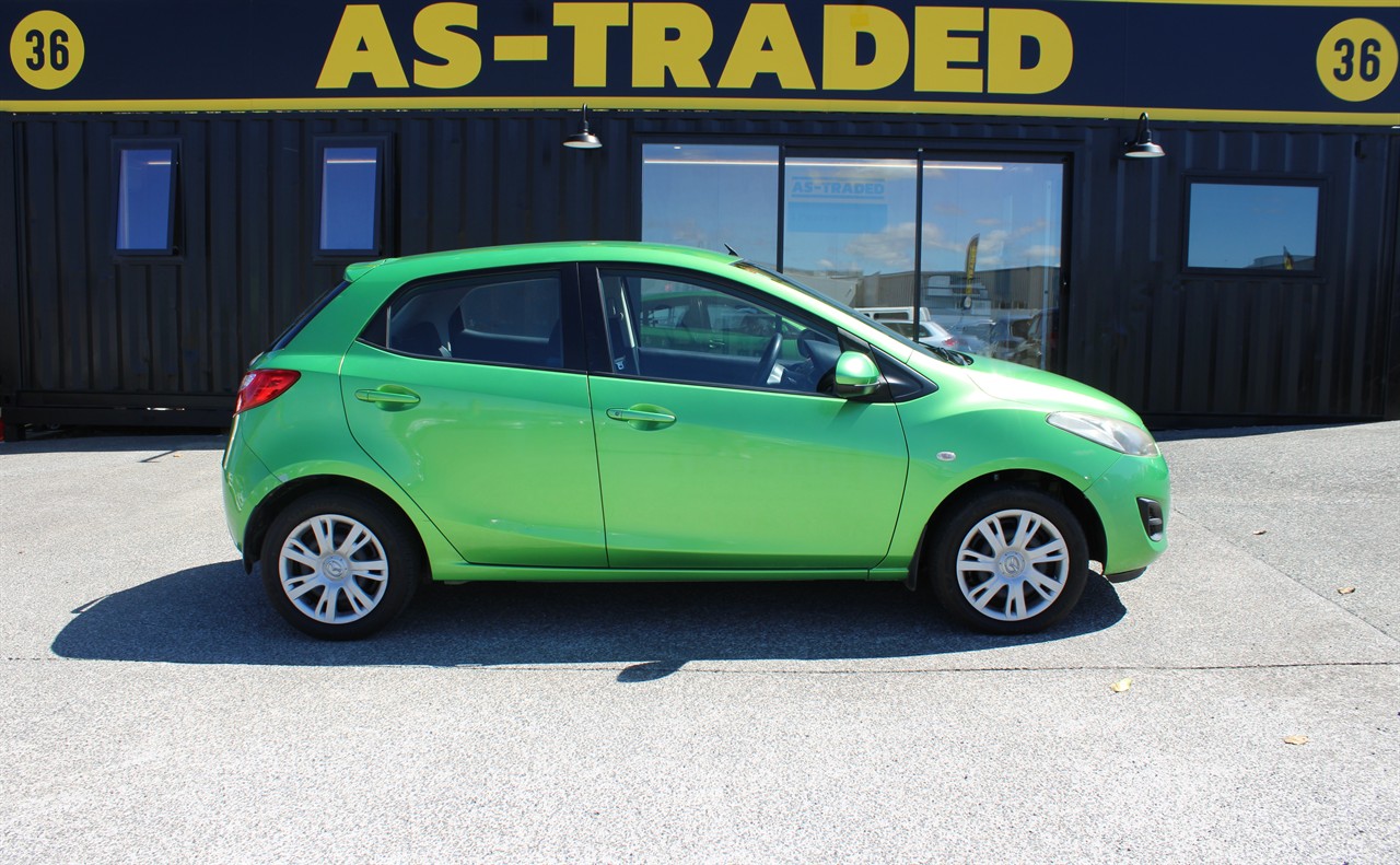 2012 Mazda Mazda2