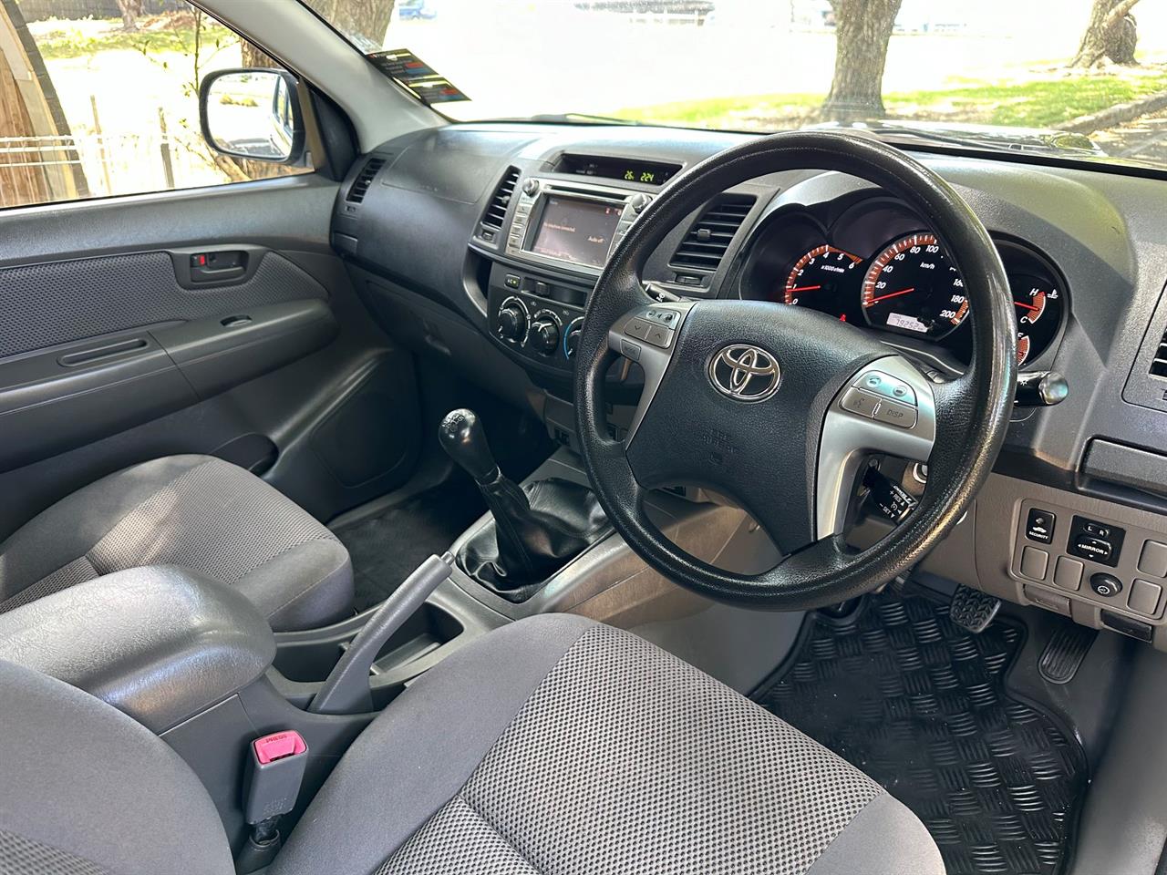 2015 Toyota Hilux