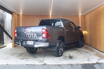 2022 Toyota Hilux - Thumbnail