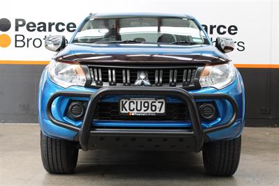 2016 Mitsubishi Triton - Thumbnail