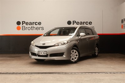 2010 Toyota Wish - Thumbnail