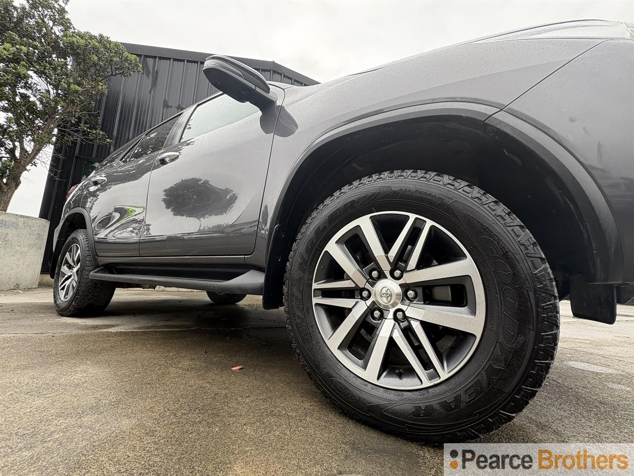 2017 Toyota Fortuner