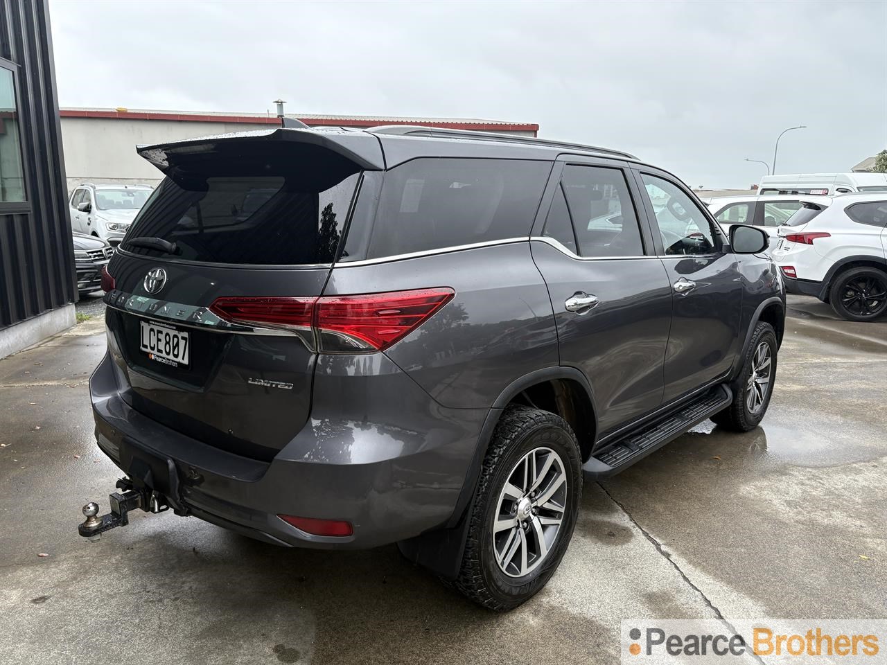 2017 Toyota Fortuner