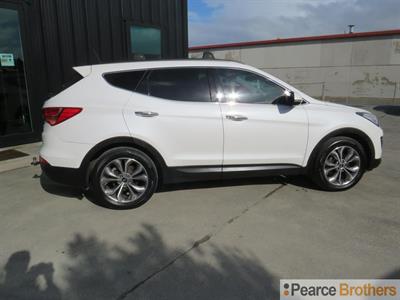 2015 Hyundai SANTA FE - Thumbnail