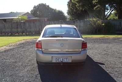 2006 Holden Vectra - Thumbnail