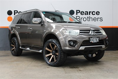 2015 Mitsubishi Challenger