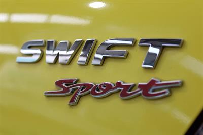 2008 Suzuki Swift - Thumbnail