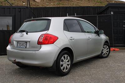 2007 Toyota Corolla - Thumbnail