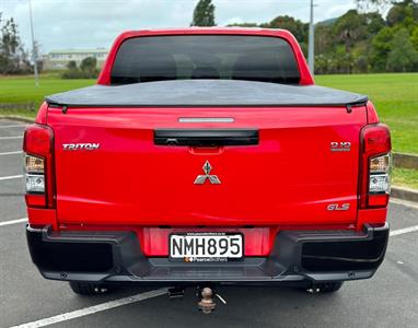 2021 Mitsubishi Triton - Thumbnail