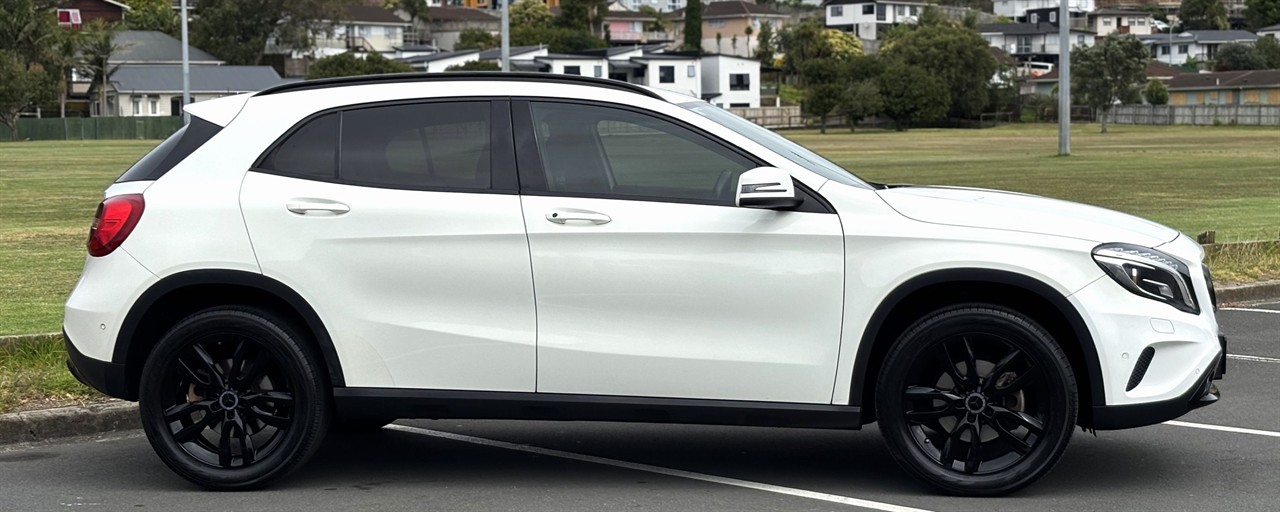 2015 Mercedes-Benz GLA 180