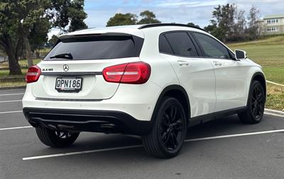 2015 Mercedes-Benz GLA 180 - Thumbnail