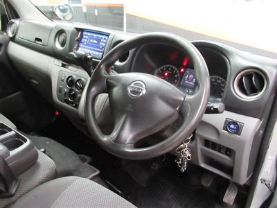 2014 Nissan NV350 - Thumbnail