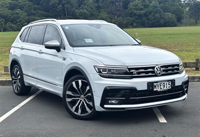 2020 Volkswagen Tiguan - Thumbnail