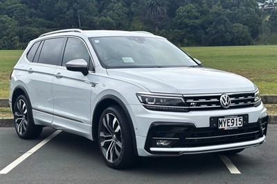 2020 Volkswagen Tiguan - Thumbnail