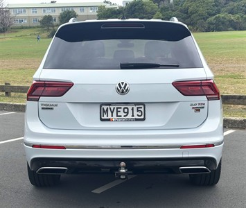 2020 Volkswagen Tiguan - Thumbnail