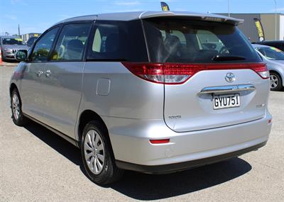 2013 Toyota PREVIA - Thumbnail