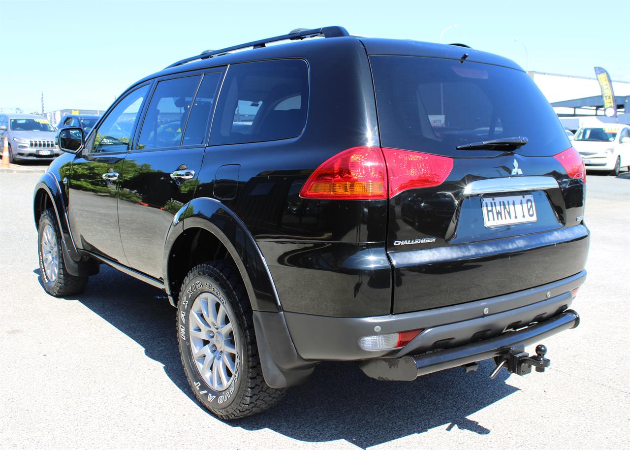 2013 Mitsubishi Challenger