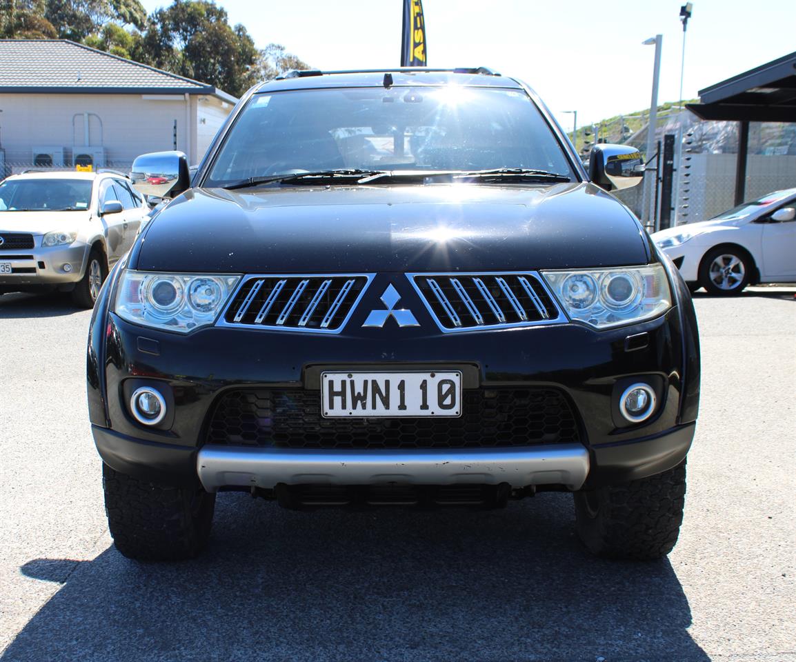 2013 Mitsubishi Challenger