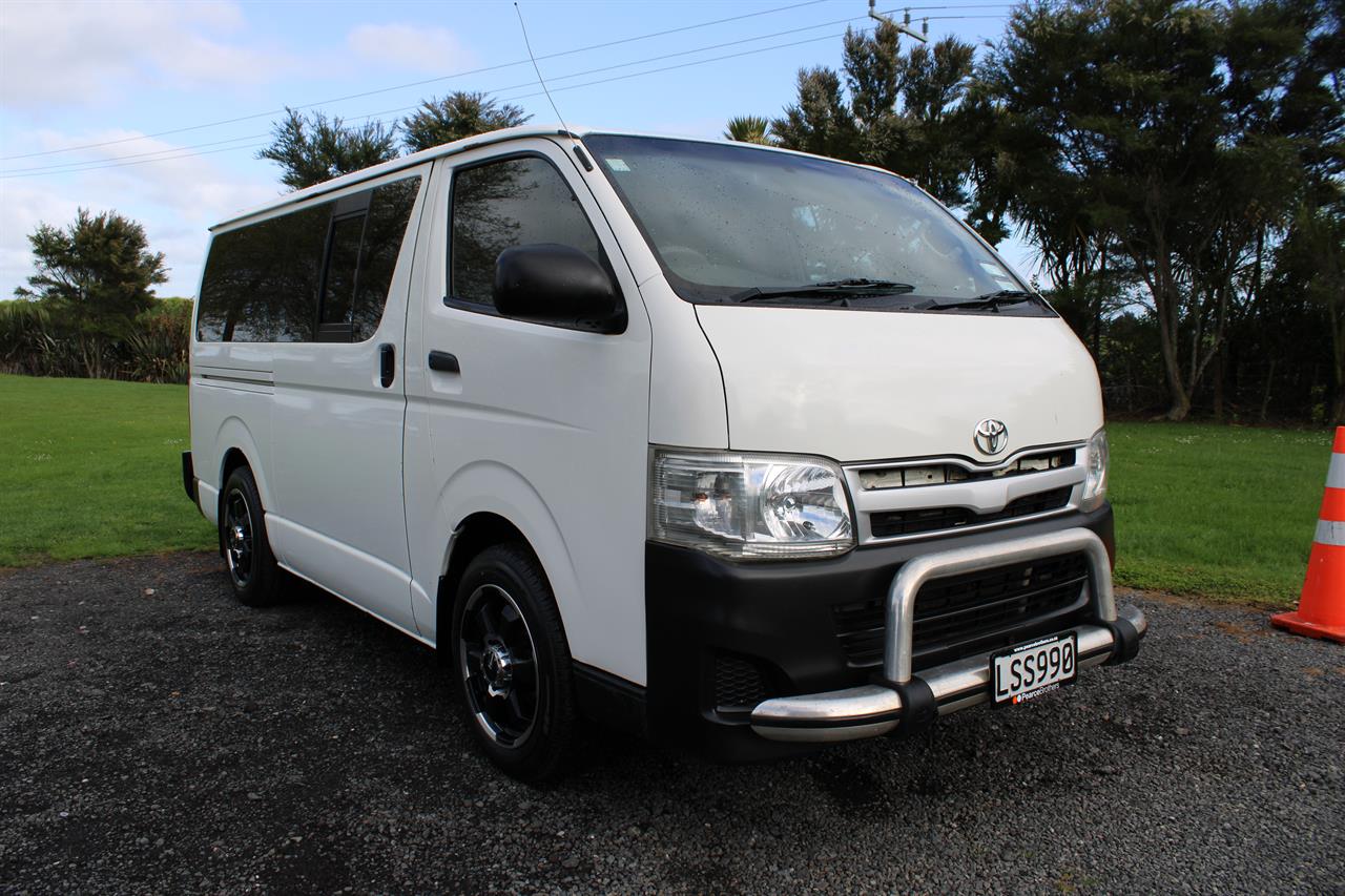 2010 Toyota Hiace