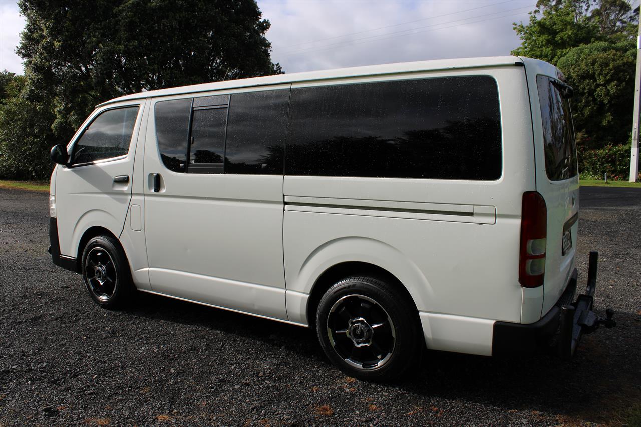 2010 Toyota Hiace