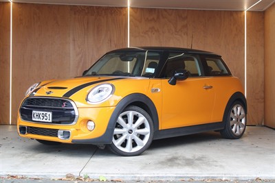 2017 Mini Hatch